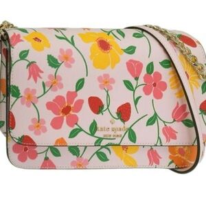New with tags!! Kate Spade floral purse